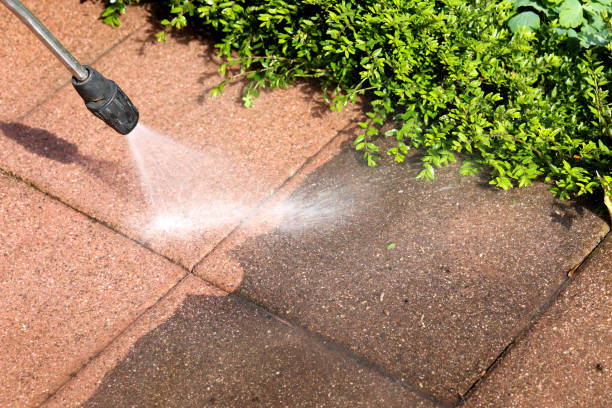 Best Commercial Pressure Washing  in Lake Arrowhead, ME